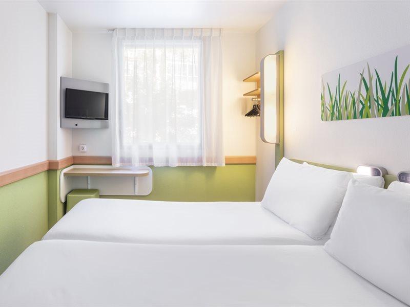 B&B Hotel Zaragoza Plaza Mozart ภายนอก รูปภาพ